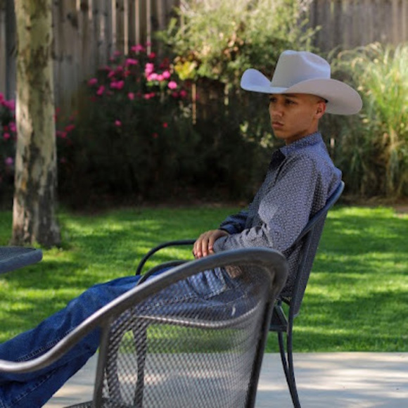 Meet your Posher, Jesse - Picture 1 of 1